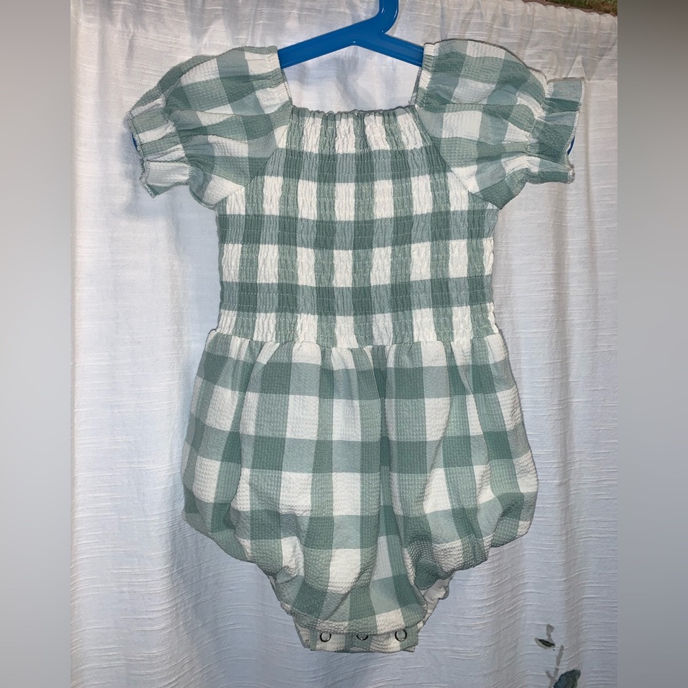 JessaKae Mint Julep Baby Romper 9-12 months. Never worn.